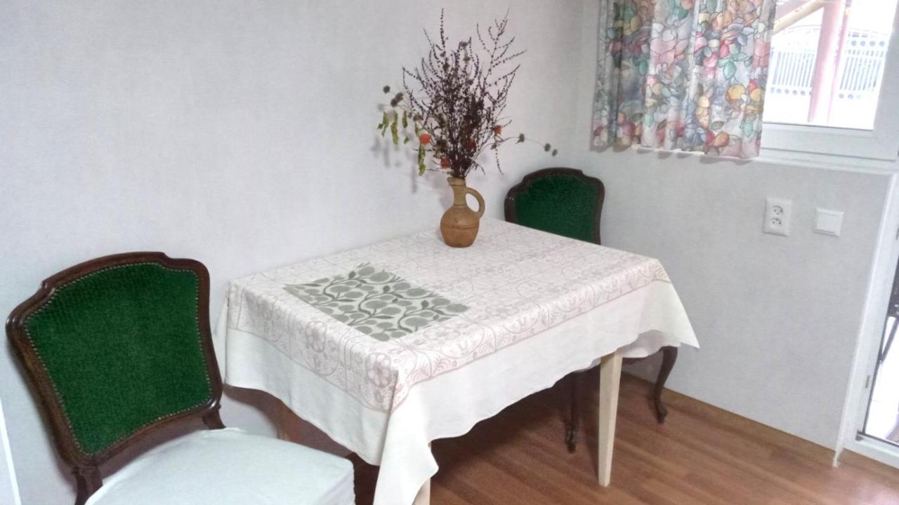 Beso-House Apartment Borjomi Bagian luar foto